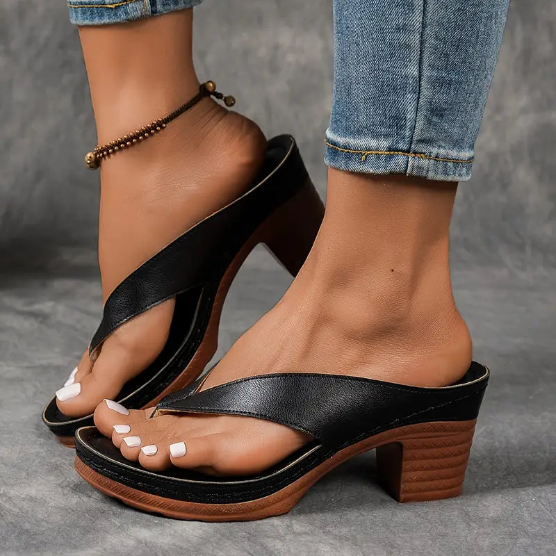 Sandalias Saskia de Dedo con Tacón