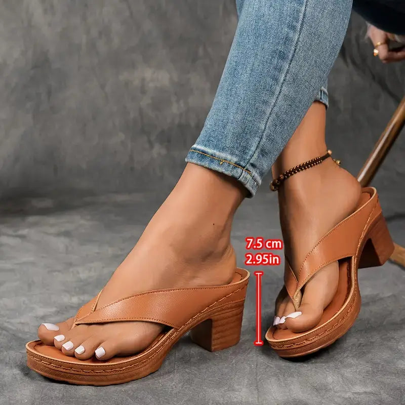 Sandalias Saskia de Dedo con Tacón