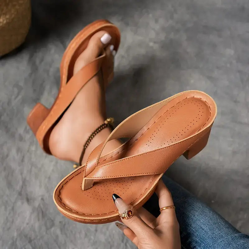 Sandalias Saskia de Dedo con Tacón