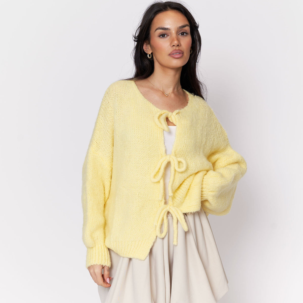 Cárdigan oversize con lazos