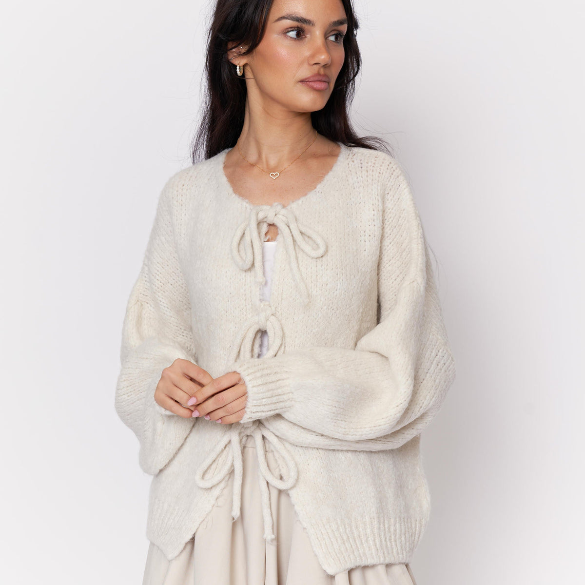 Cárdigan oversize con lazos