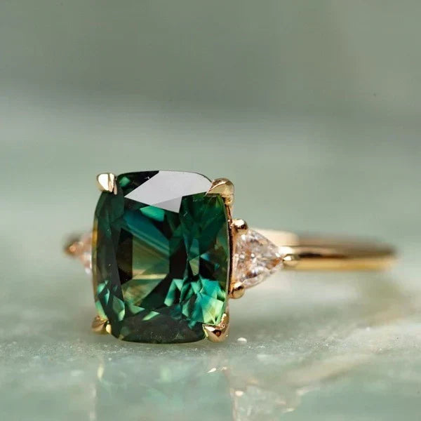 Bague en Or avec Pierre d'Inspiration Vintage