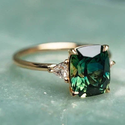 Bague en Or avec Pierre d'Inspiration Vintage