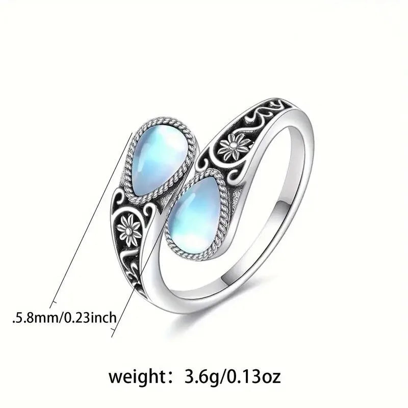 Bague Élégante avec Fleur en Pierre de Lune