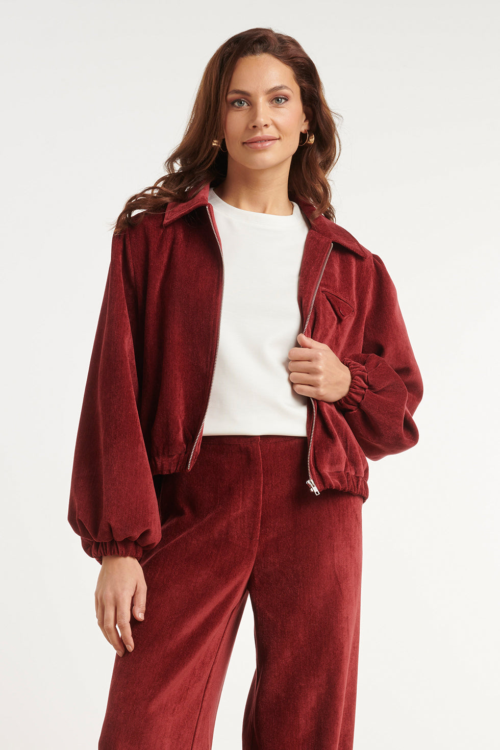 Cazadora Bomber de Terciopelo Burdeos