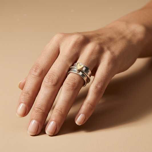 Anillo Corazón Plateado y Dorado