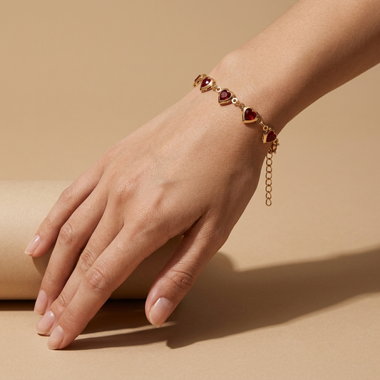 Pulsera Corazón Rubí Dorado