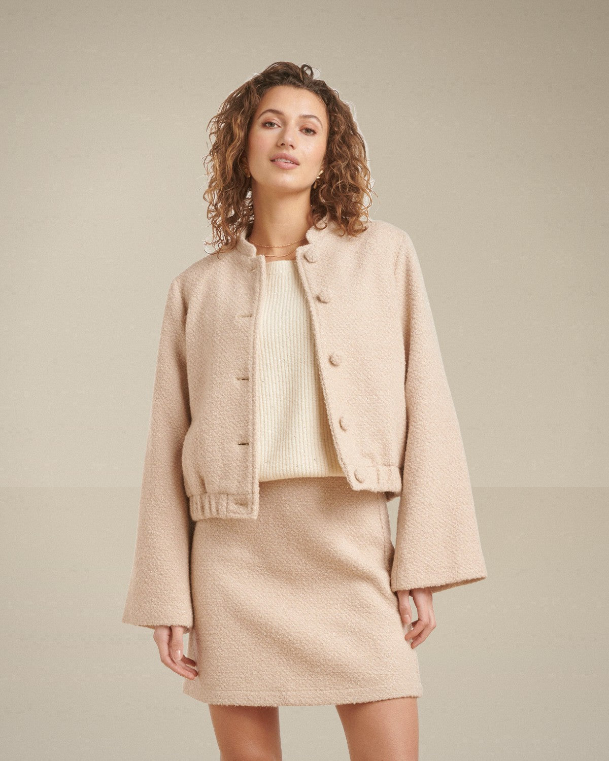Chaqueta de Bouclé con Brillo Arena – victoriamode