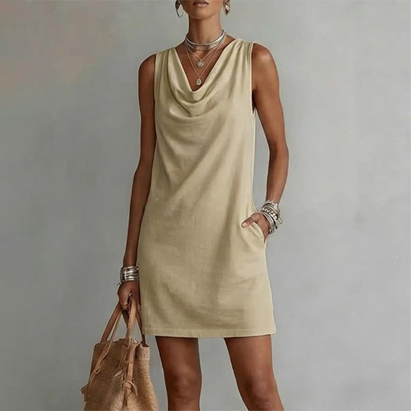 👗 ¡OFERTA LIMITADA: 50 % DE DESCUENTO! 💥 Vestido entallado con cuello barco – Sin mangas, con bolsillos laterales, muy versátil ✨