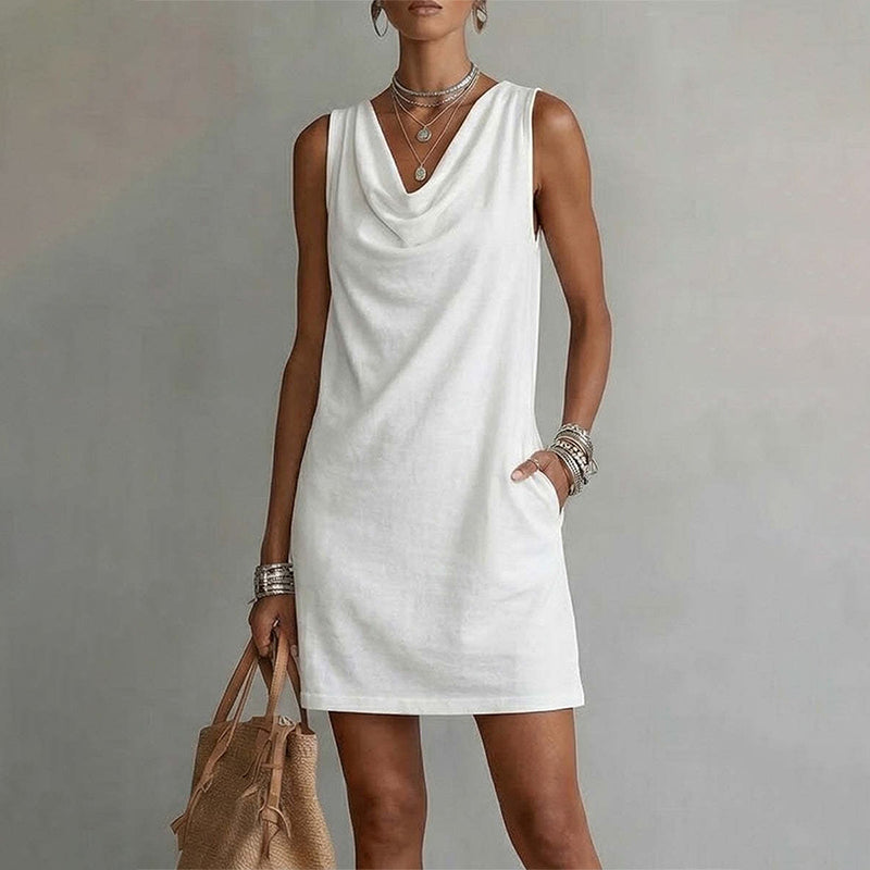 👗 ¡OFERTA LIMITADA: 50 % DE DESCUENTO! 💥 Vestido entallado con cuello barco – Sin mangas, con bolsillos laterales, muy versátil ✨