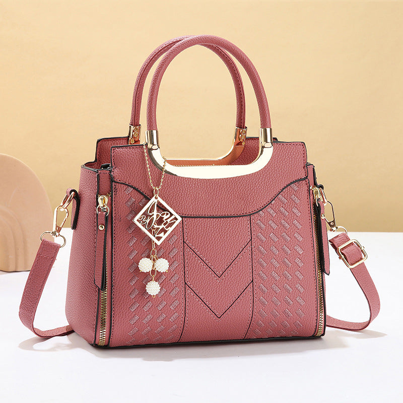 Bolso de Mano Costura en V
